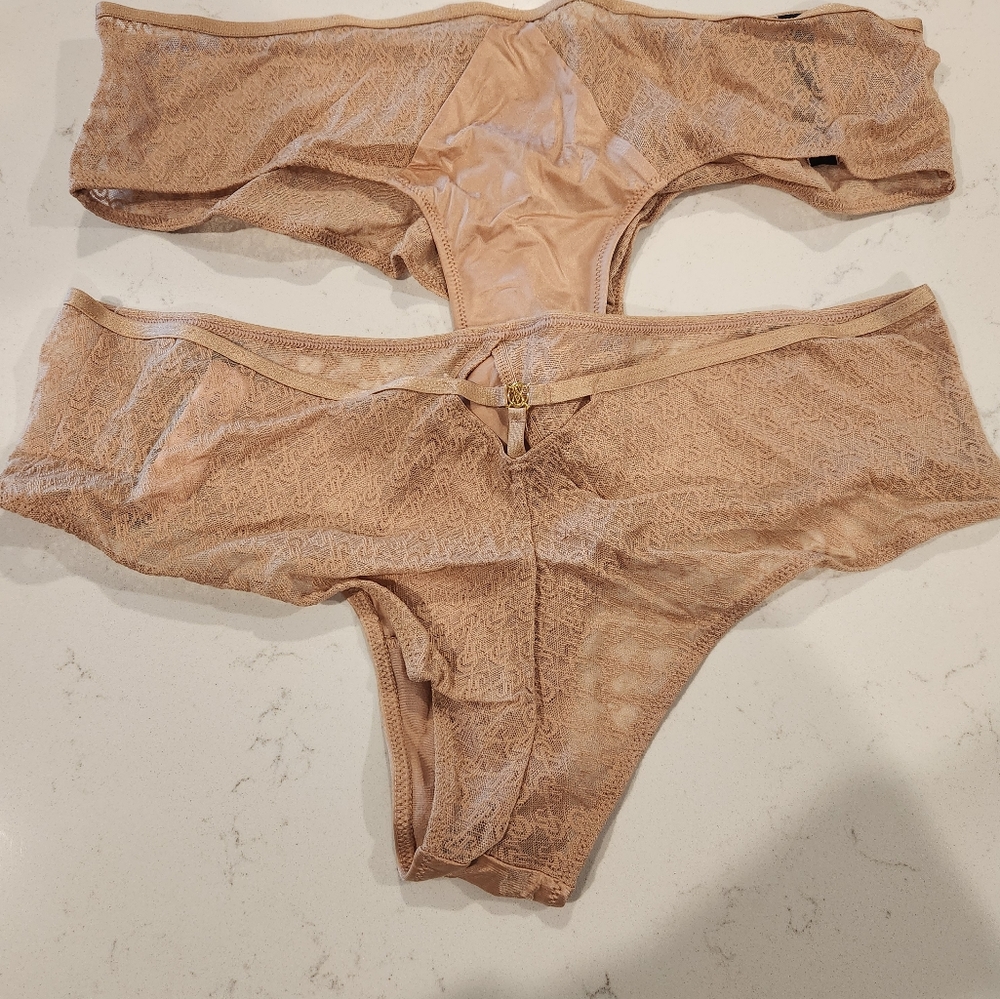Victoria's secret 2 cheeky panties, cream, size Large - Picture 2 of 3